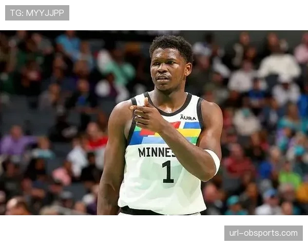 专访爱德华兹：谈休赛期如何针对性地提升向禁区内的传球精度